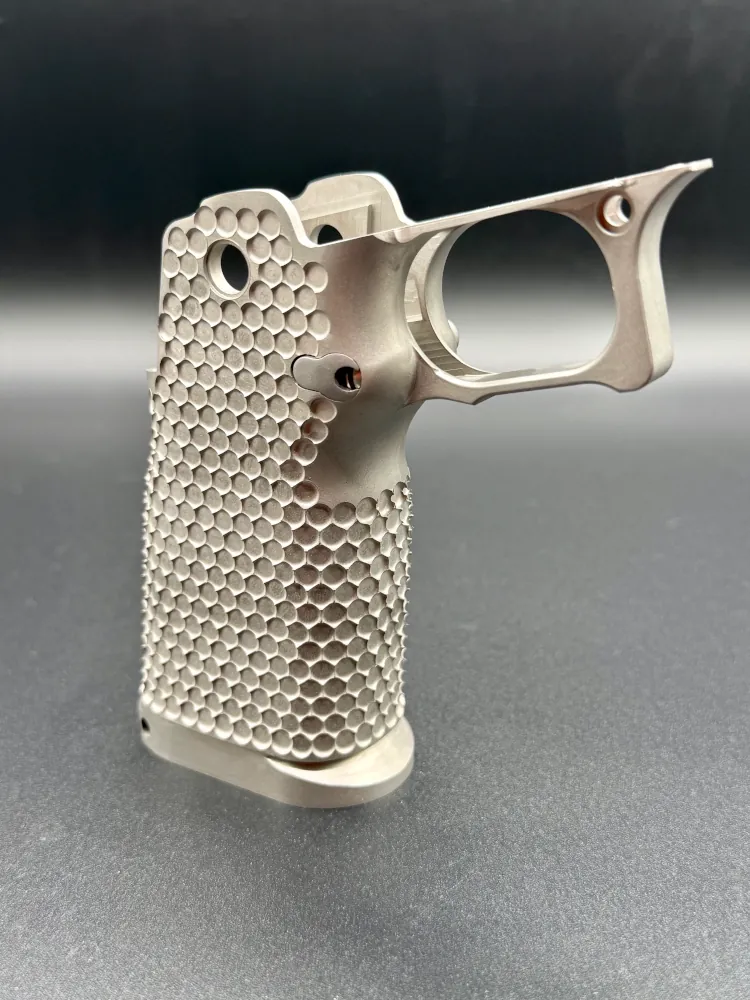 LSI Outlaw Grip